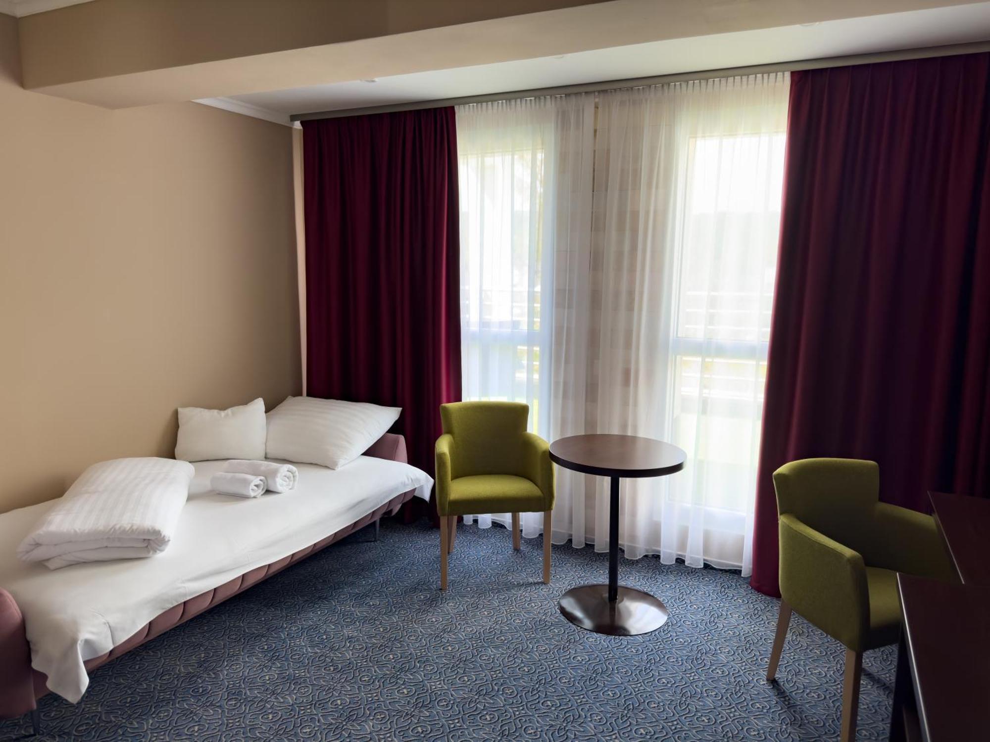 Hotel Aurora Miskolc Extérieur photo