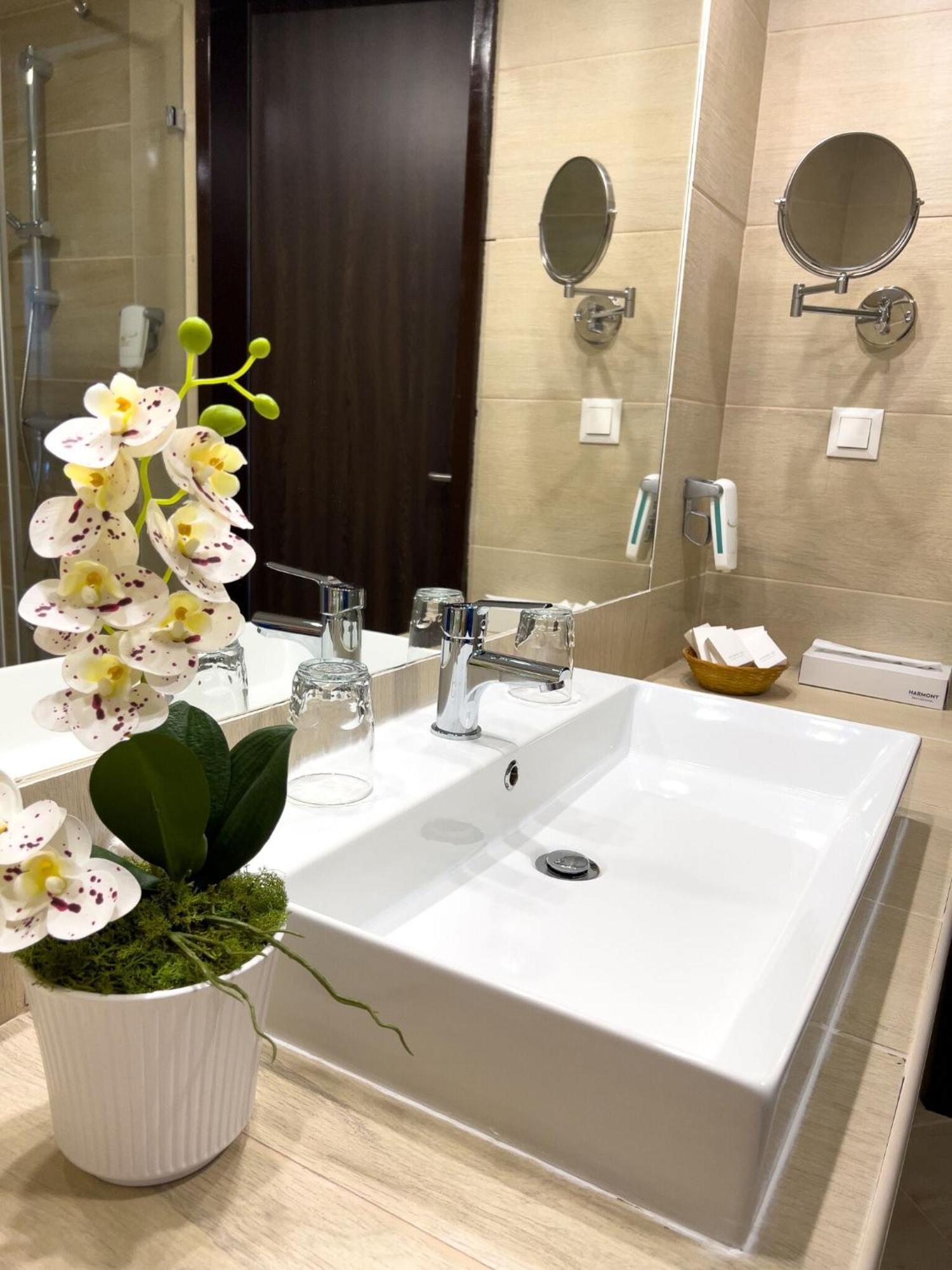 Hotel Aurora Miskolc Extérieur photo