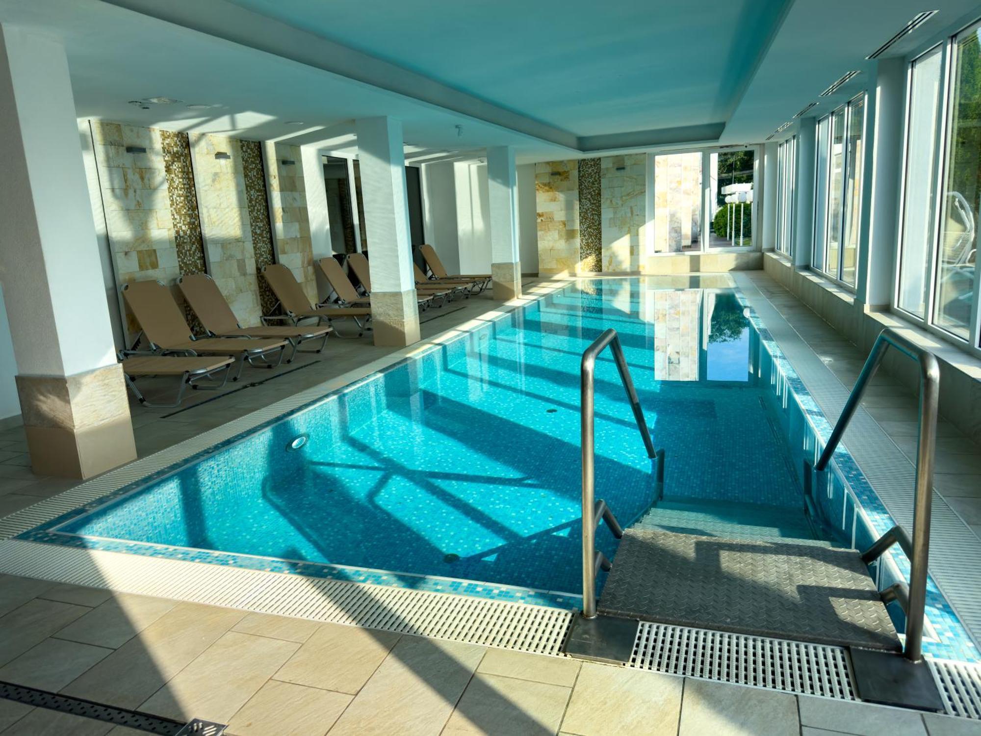 Hotel Aurora Miskolc Extérieur photo