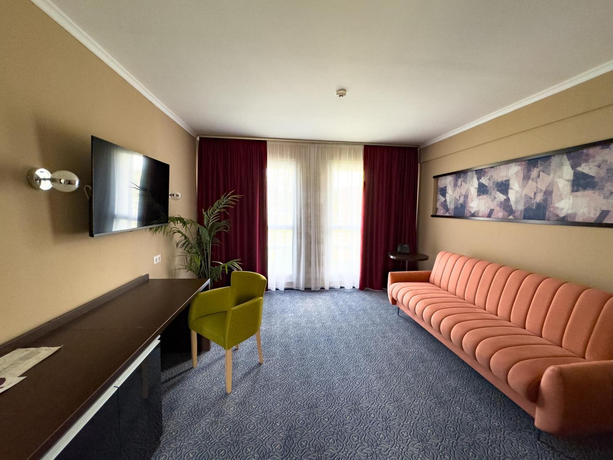 Hotel Aurora Miskolc Extérieur photo