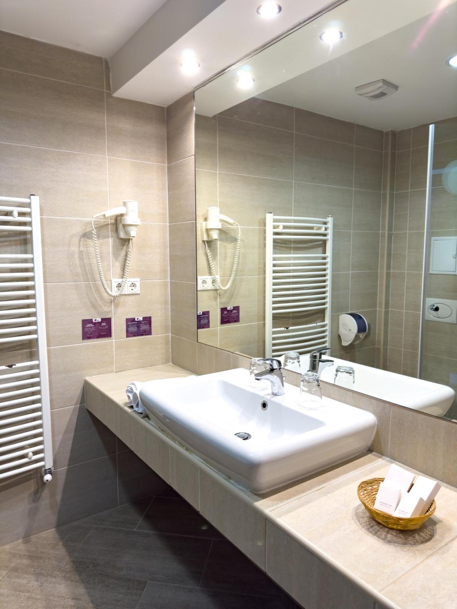Hotel Aurora Miskolc Extérieur photo